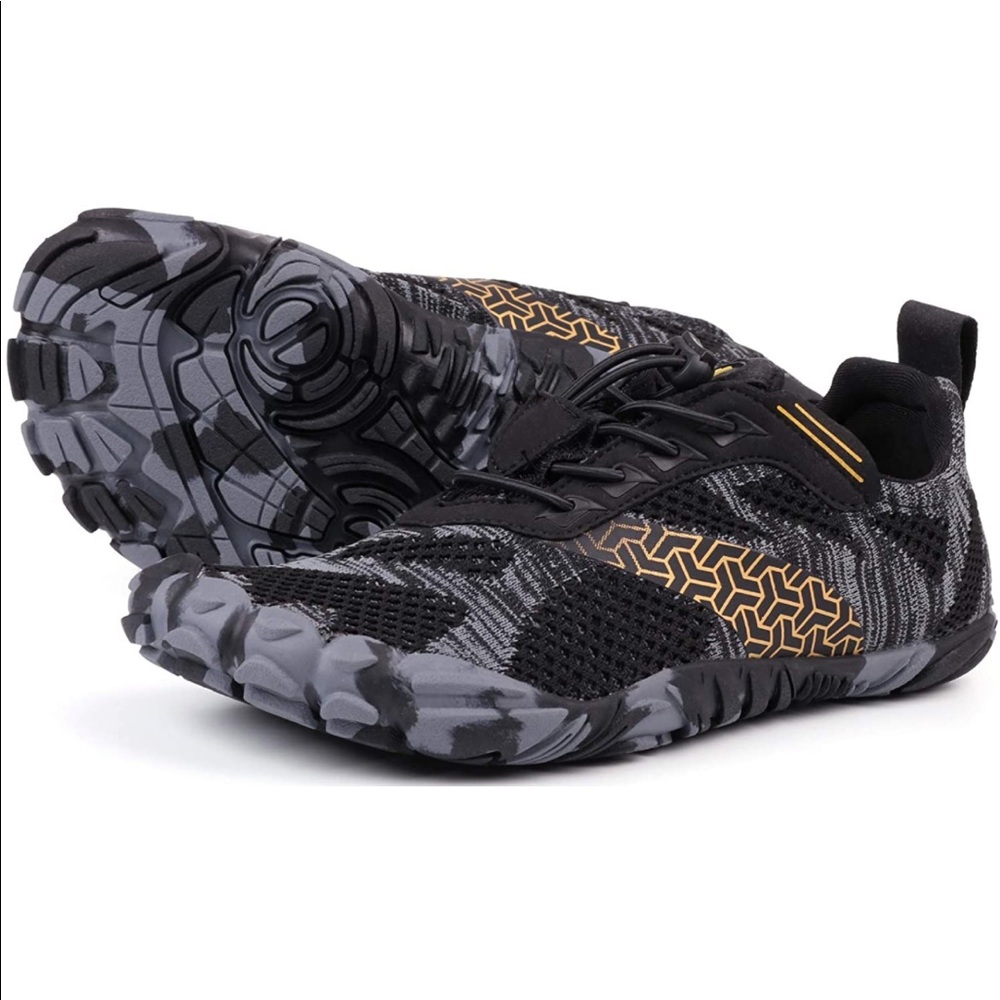 New Women’s athletic/trail running shoes, never worn!